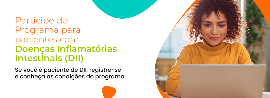 Mulher usando laptop